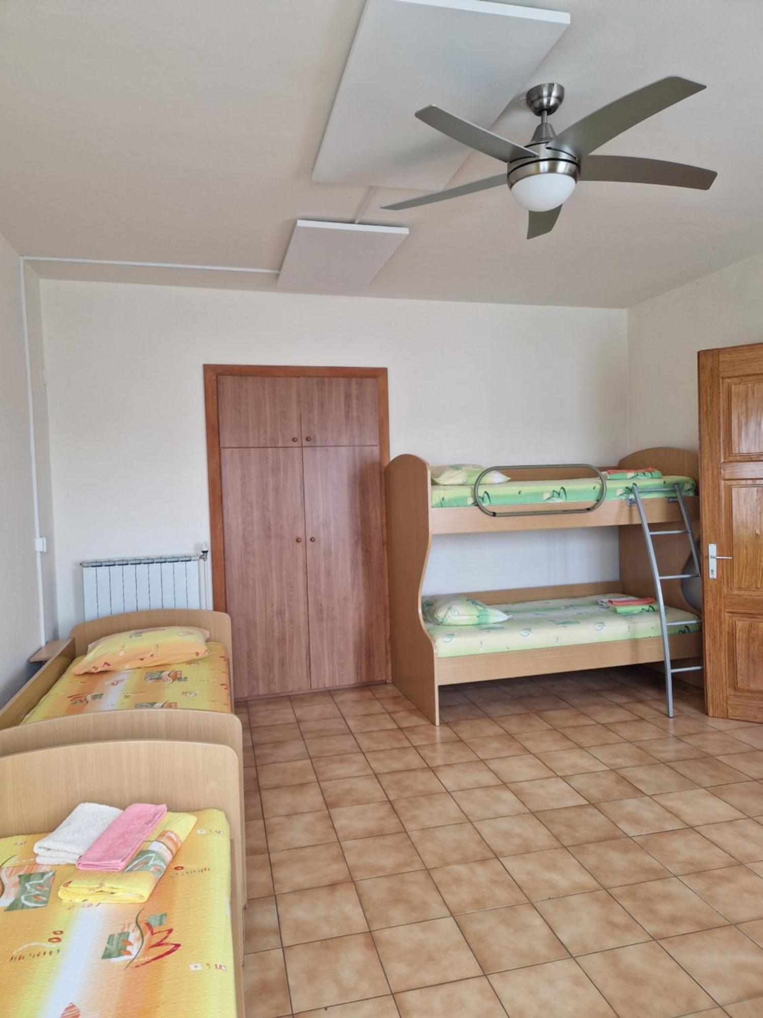 Apartma In Soba Vipavski Kriz Ajdovscina Room photo